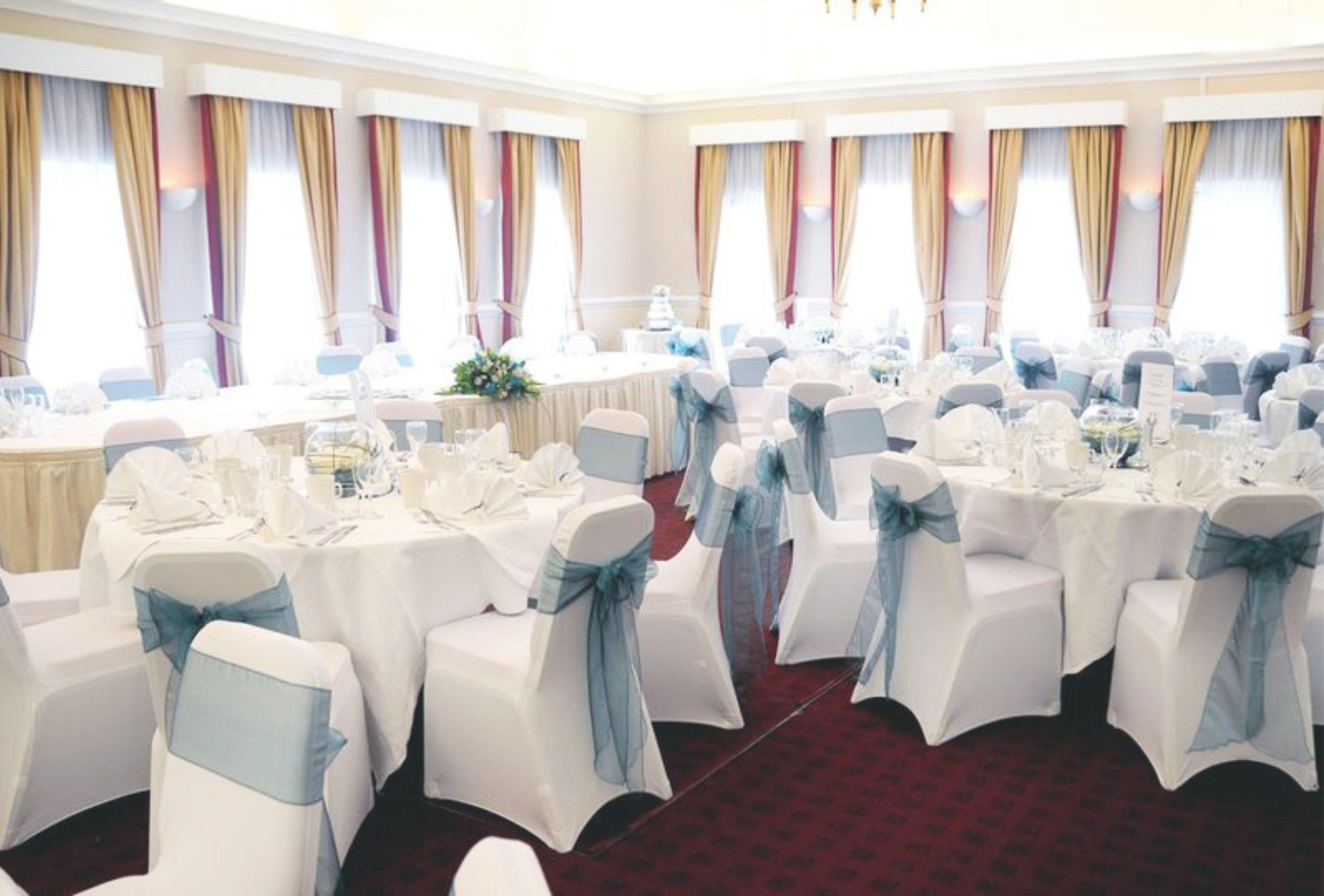 Holiday Inn Ashford Central By Ihg Exterior foto