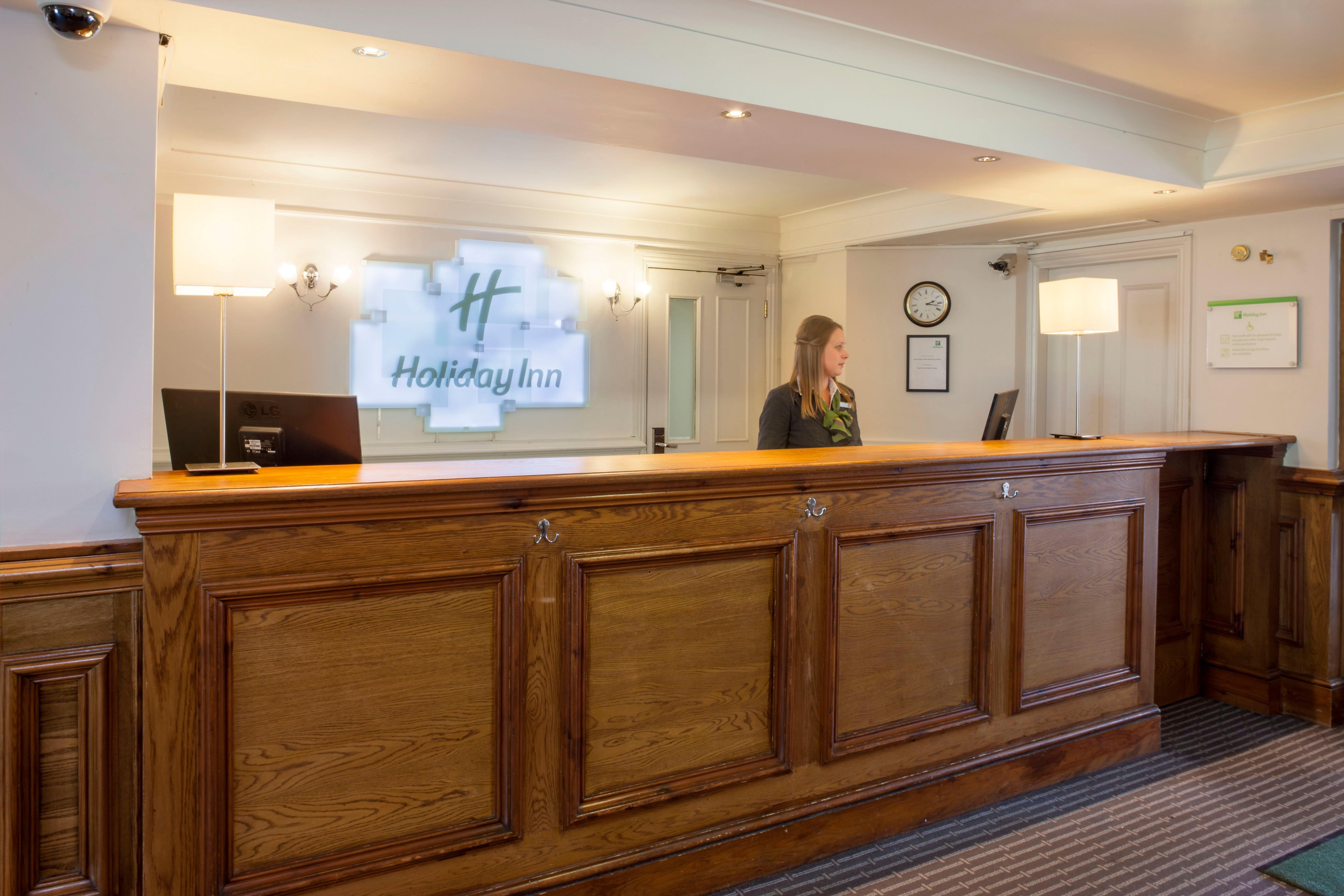 Holiday Inn Ashford Central By Ihg Exterior foto