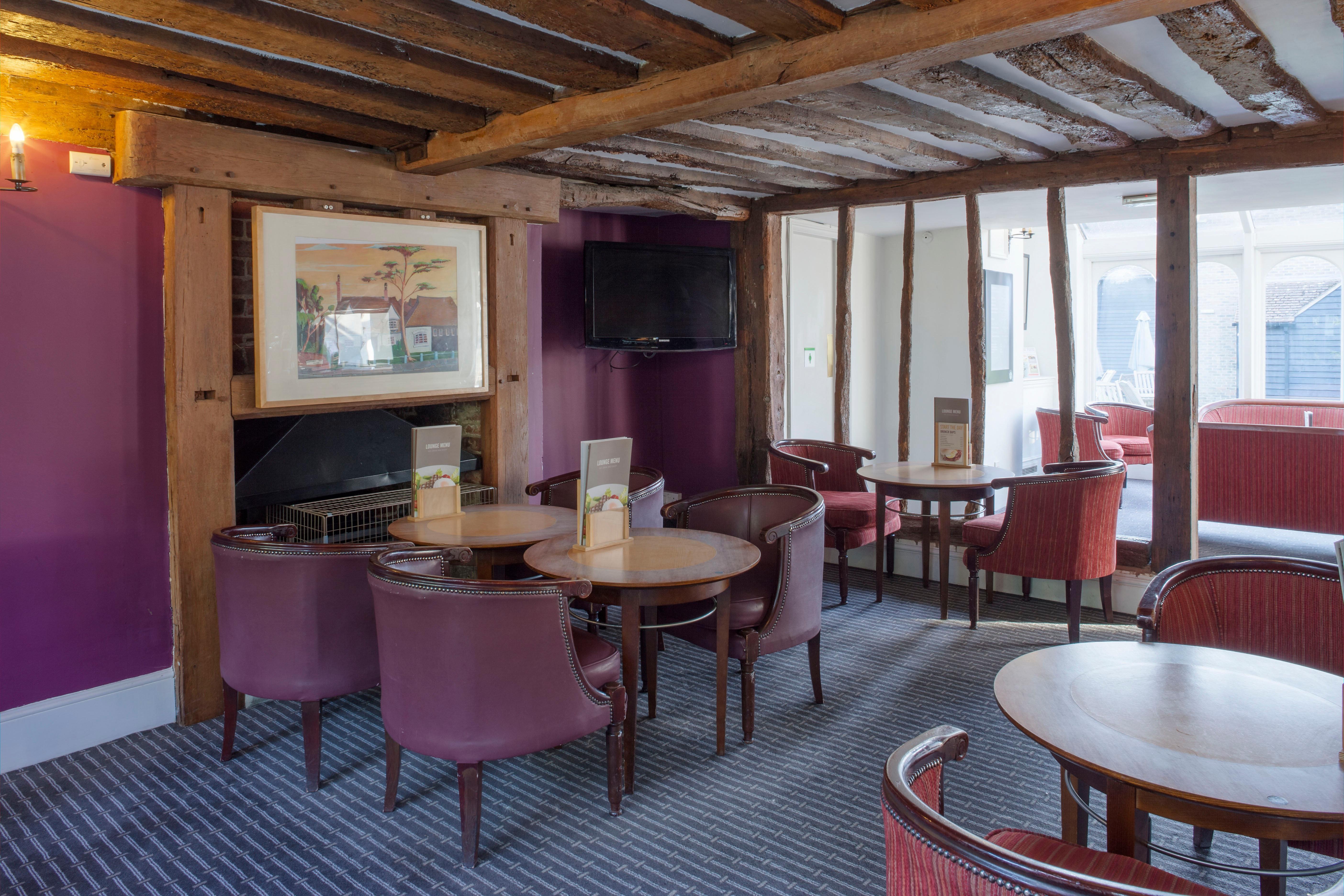 Holiday Inn Ashford Central By Ihg Exterior foto